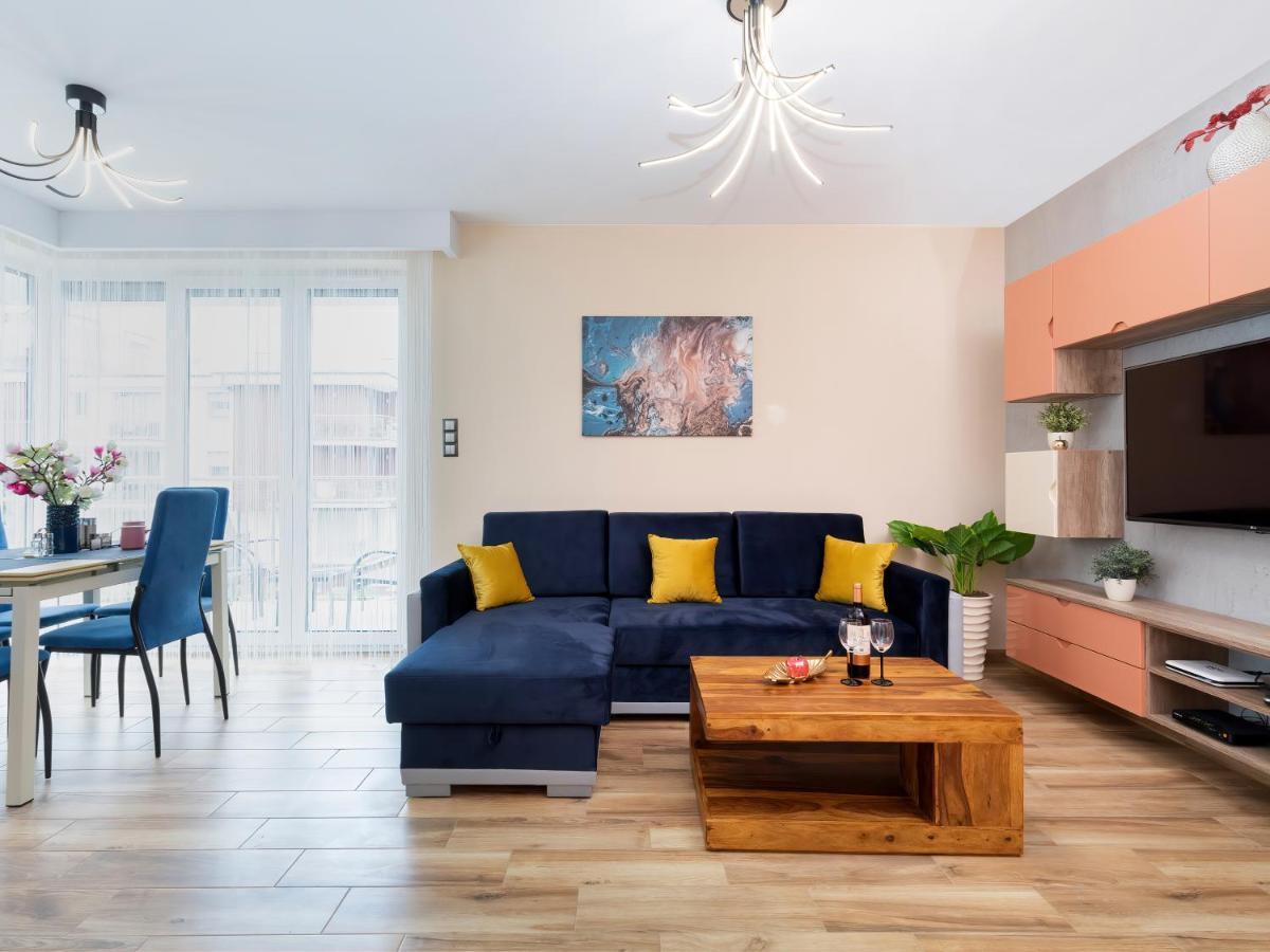 Apartament Porto Santa Rewales Exteriör bild