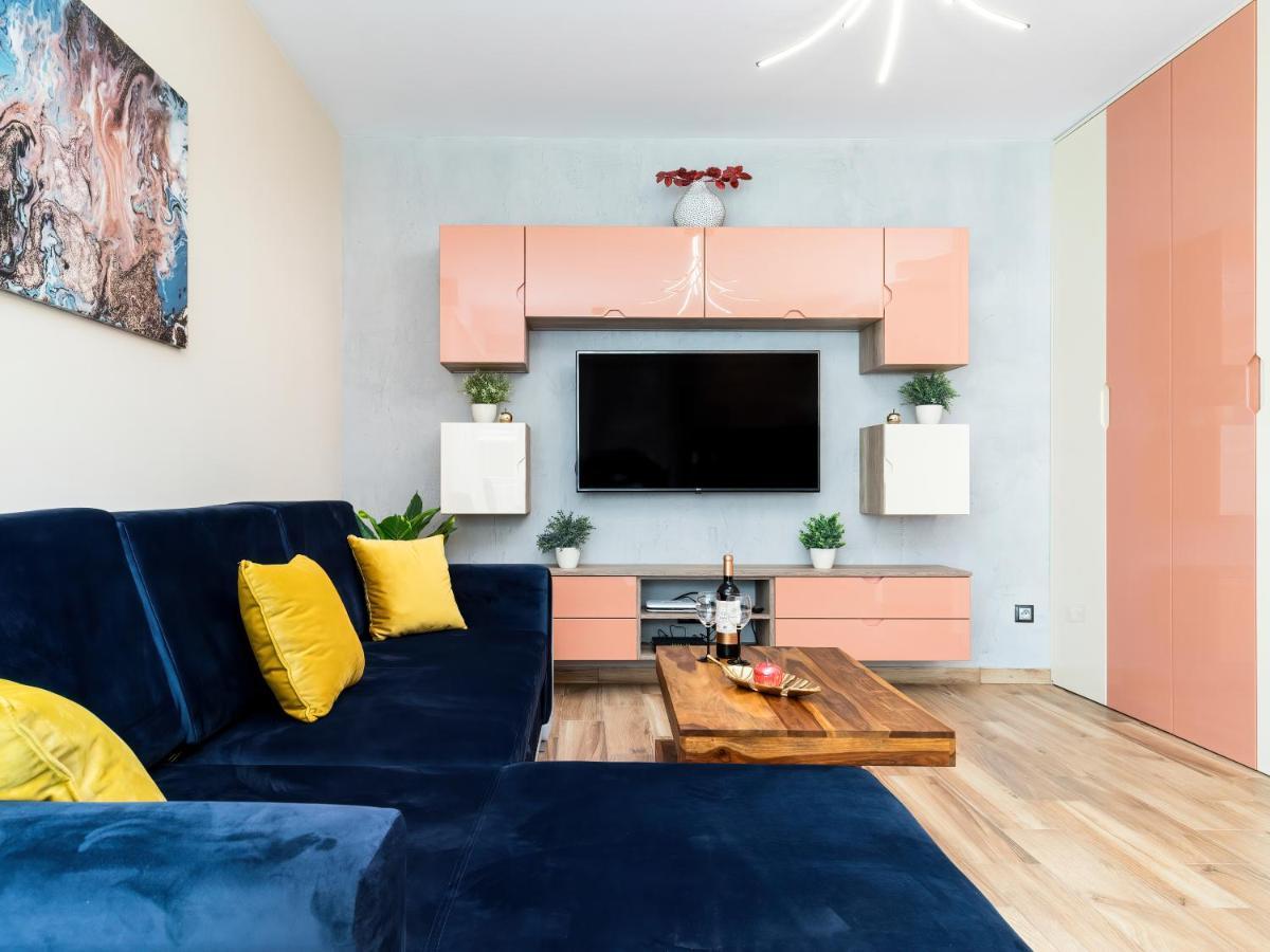Apartament Porto Santa Rewales Exteriör bild