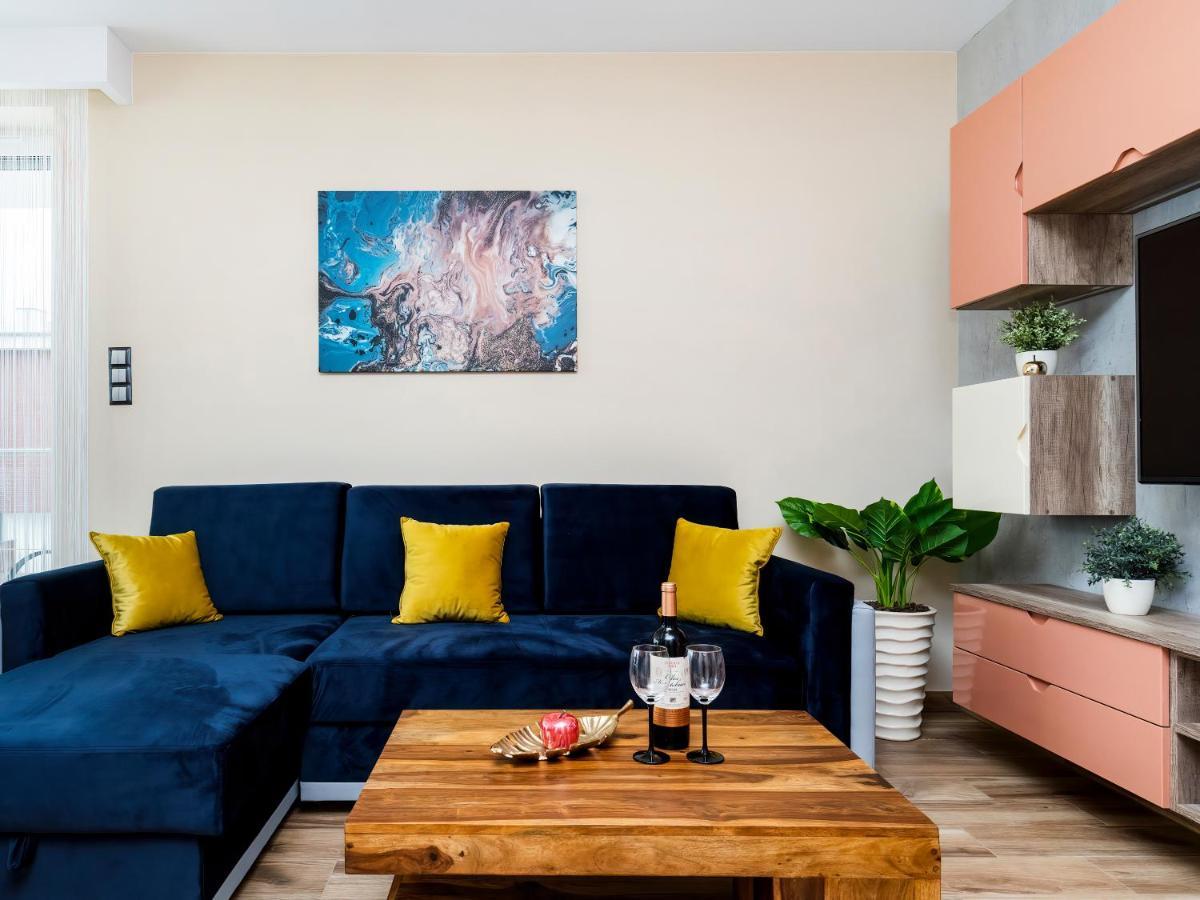 Apartament Porto Santa Rewales Exteriör bild